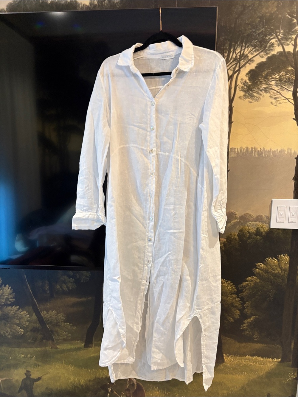 Women’s White Linen Shirtdress